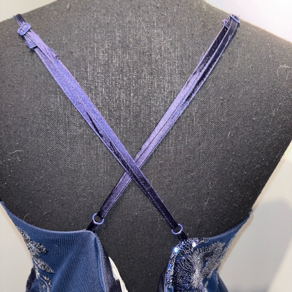 Evening Gown Navy Lace Shear Sequins Spaghetti Strap Deep V-Neck SzL Lined - Picture 4 of 12